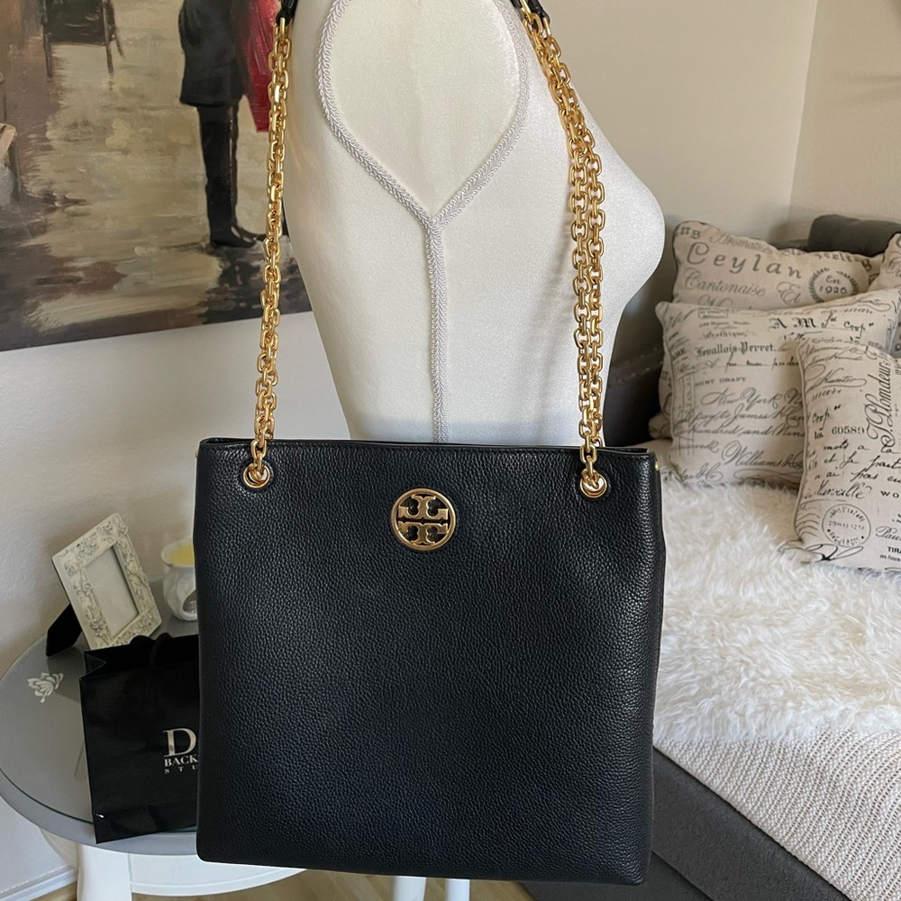 Tory Burch Crossbody Frida Swingpack Black Pebbled Leather Shoulder Bag